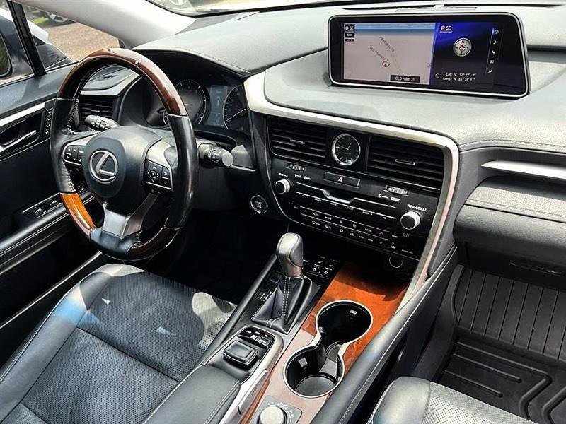 Used 2019 Lexus RX 350L FWD image 18