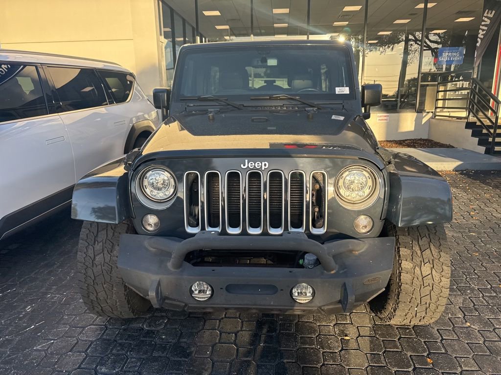 Used 2017 Jeep Wrangler Unlimited Sahara w/ Connectivity Group image 2