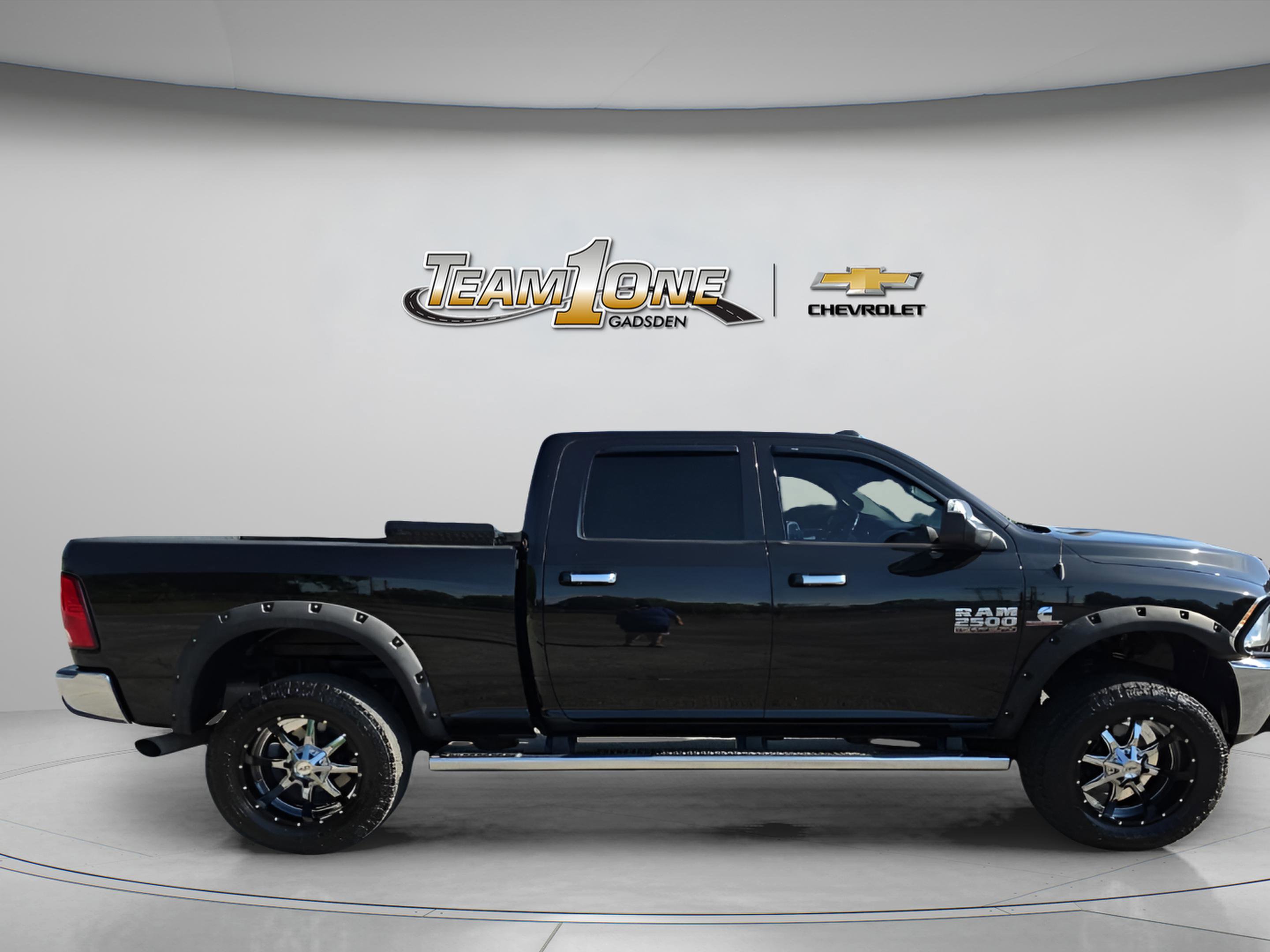 Used 2018 RAM 2500 SLT w/ Luxury Group AWD/4WD image 9