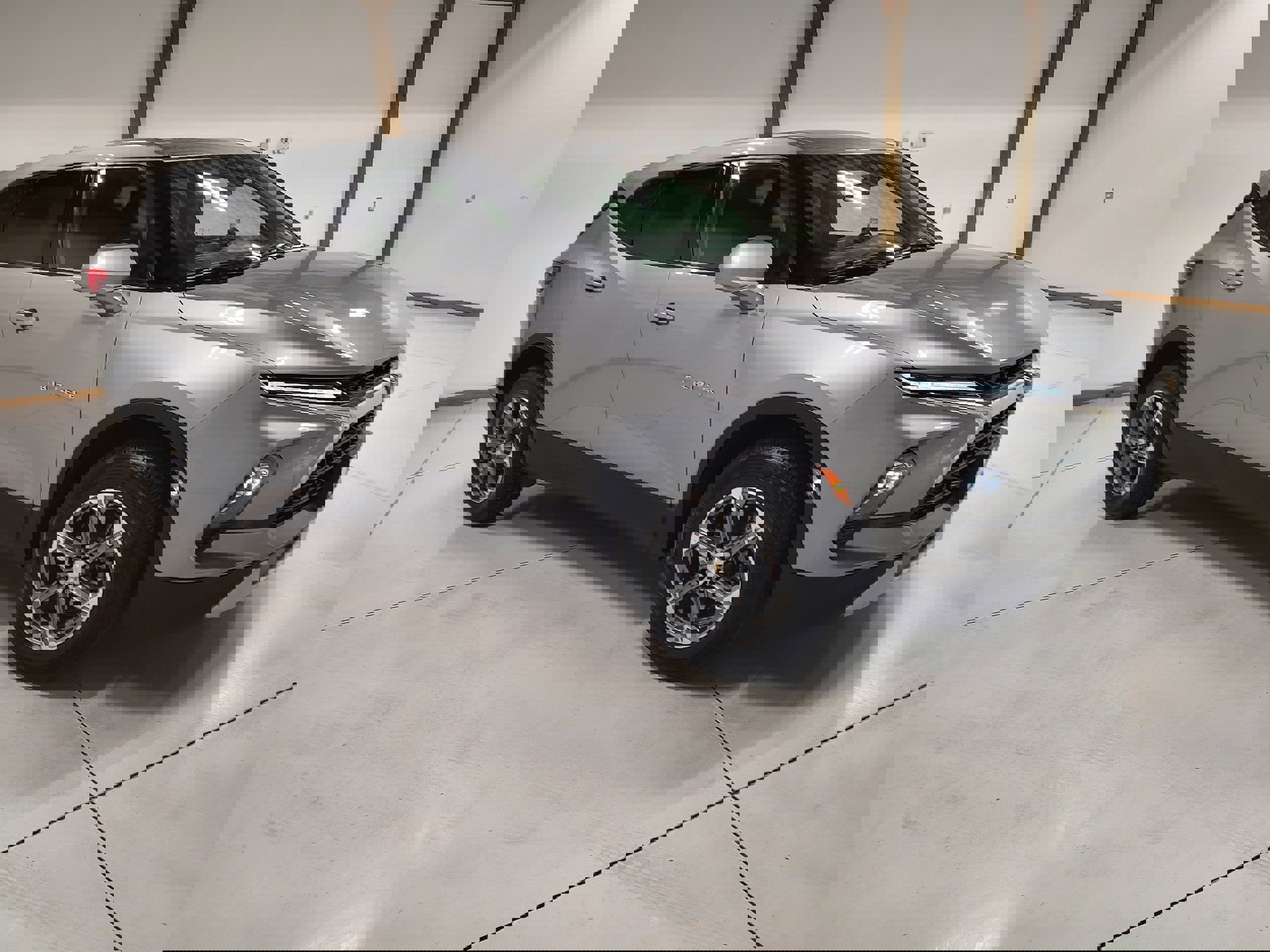 Used 2025 Chevrolet Blazer LT image 2