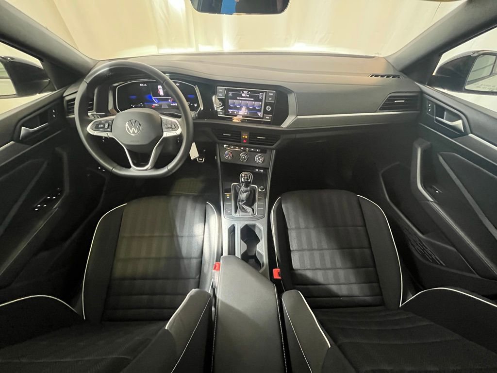 Certified 2024 Volkswagen Jetta Sport image 14