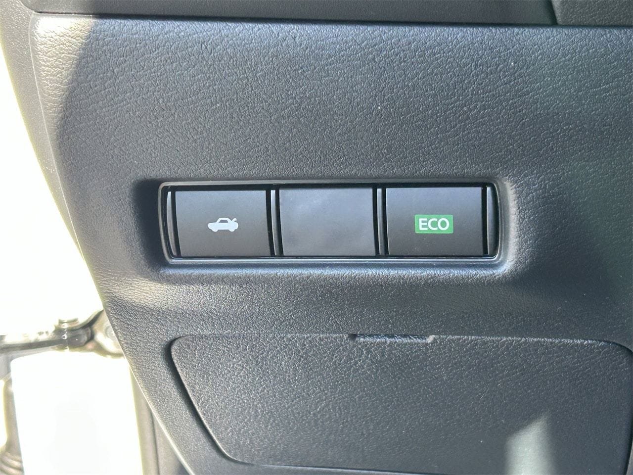 New 2026 Nissan Sentra S w/ S Cold Weather Package FWD image 32