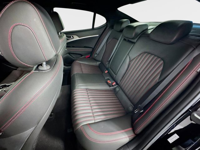 Used 2025 Genesis G70 3.3T Advanced image 25