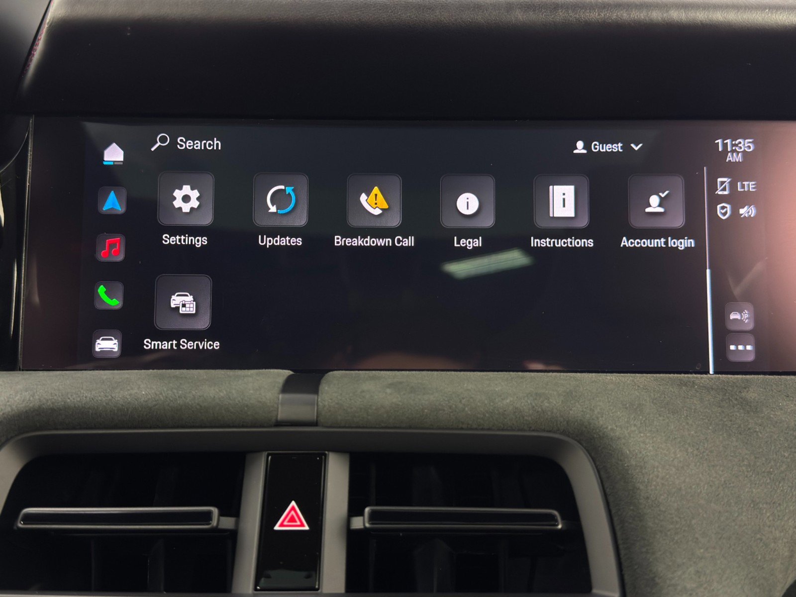 Used 2023 Porsche Taycan GTS image 28