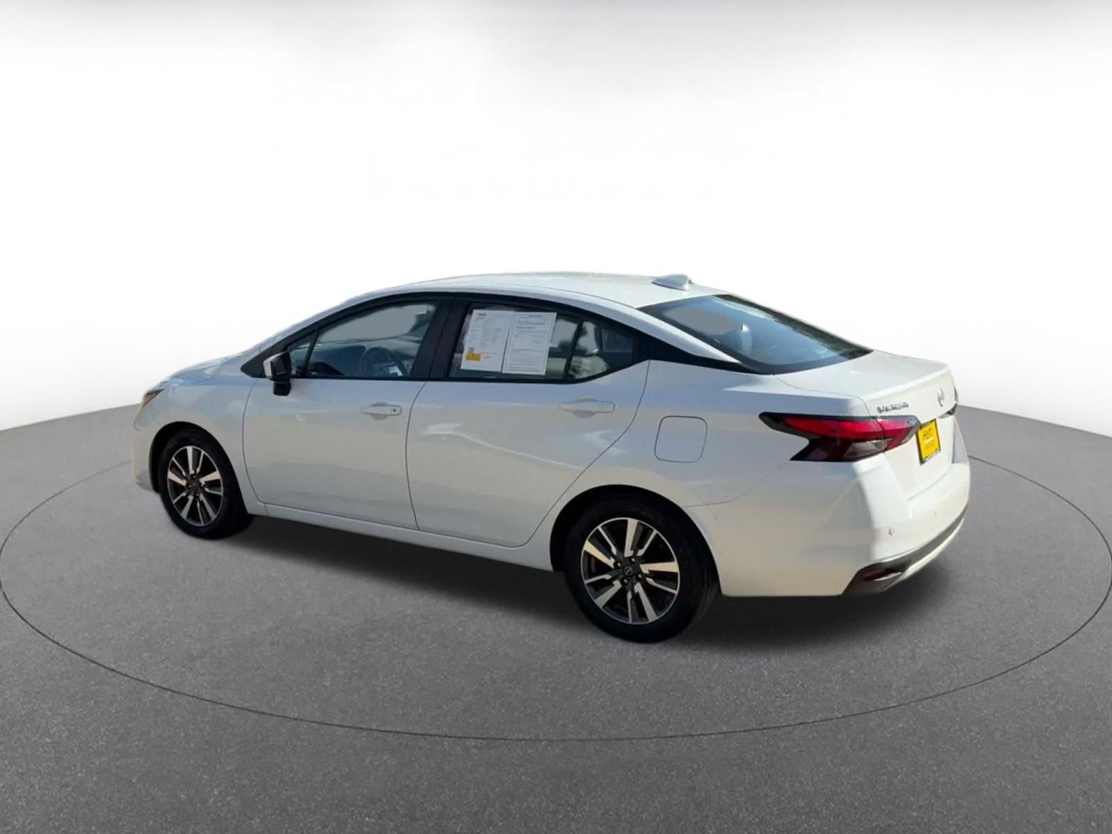 Used 2025 Nissan Versa SV FWD image 8
