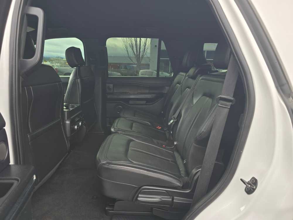 Used 2020 Ford Expedition Limited image 16