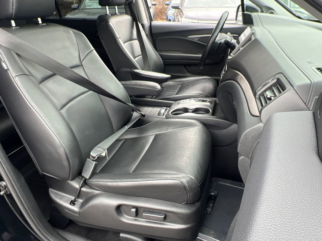 Used 2022 Honda Pilot Special Edition image 12
