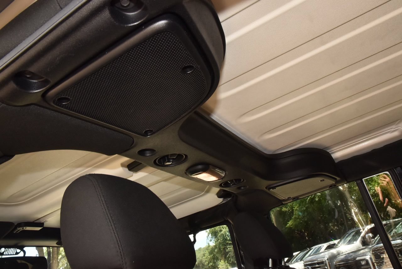 Used 2017 Jeep Wrangler Unlimited Sport w/ Quick Order Package 24S AWD/4WD image 18