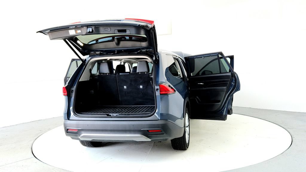 Certified 2024 Toyota Grand Highlander AWD image 11