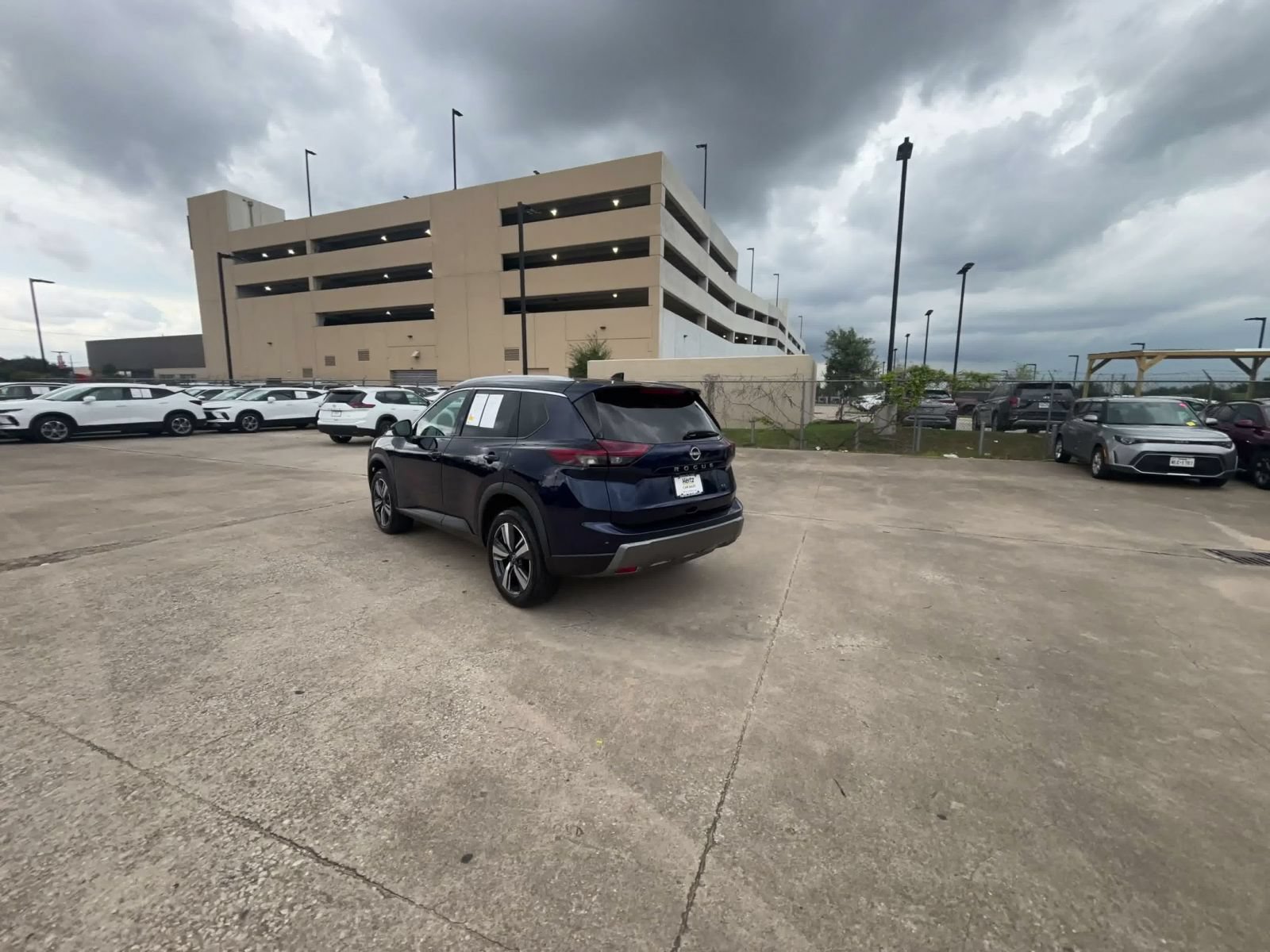 Used 2026 Nissan Rogue SL FWD image 10