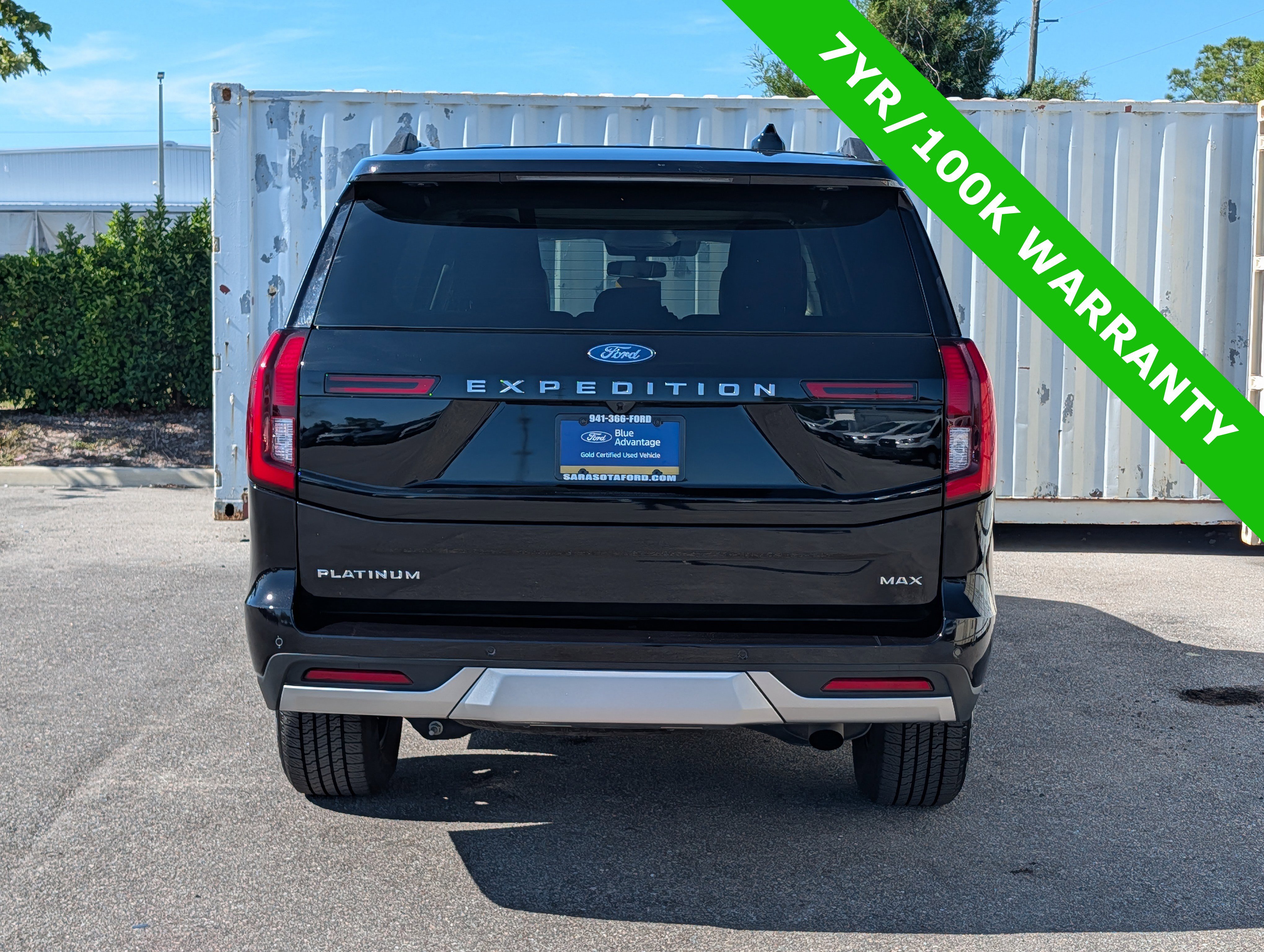 Certified 2025 Ford Expedition Max Platinum AWD/4WD image 5