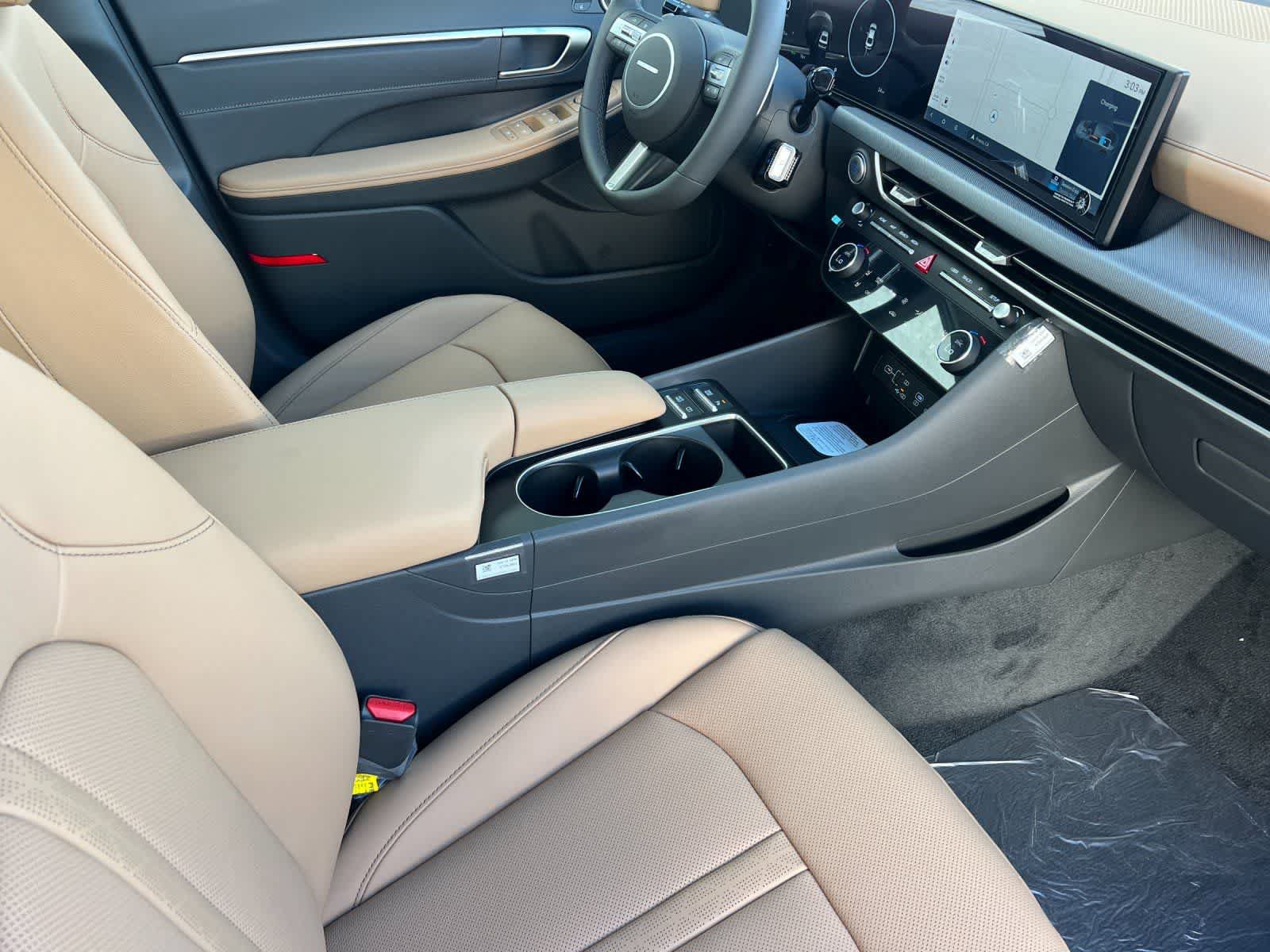 New 2026 Hyundai Sonata Limited FWD image 16
