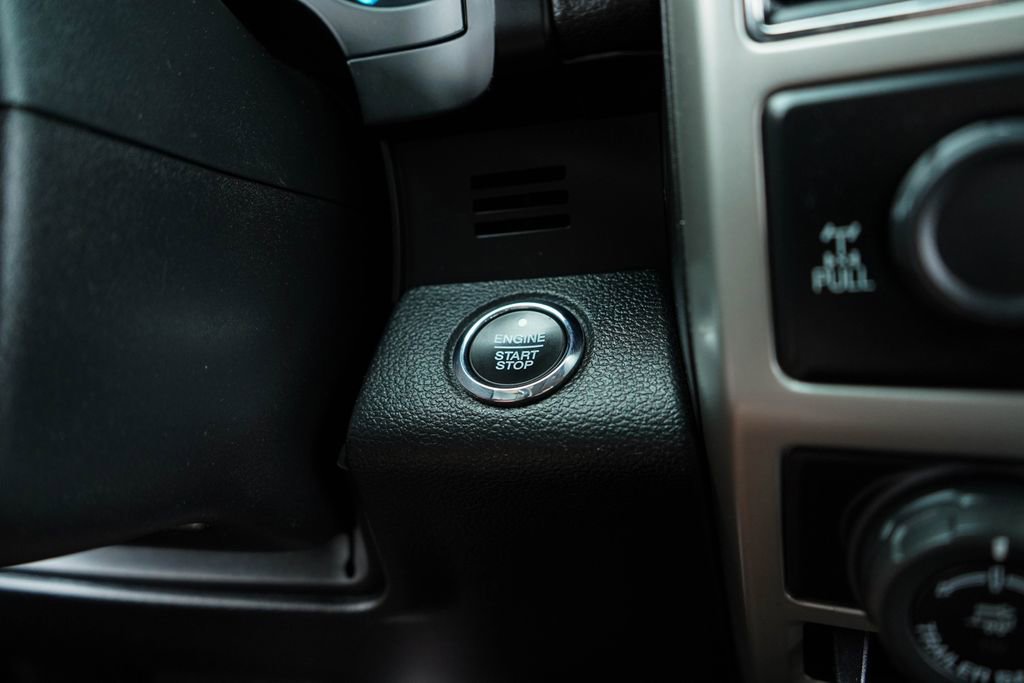 Used 2019 Ford F150 Lariat AWD/4WD image 29