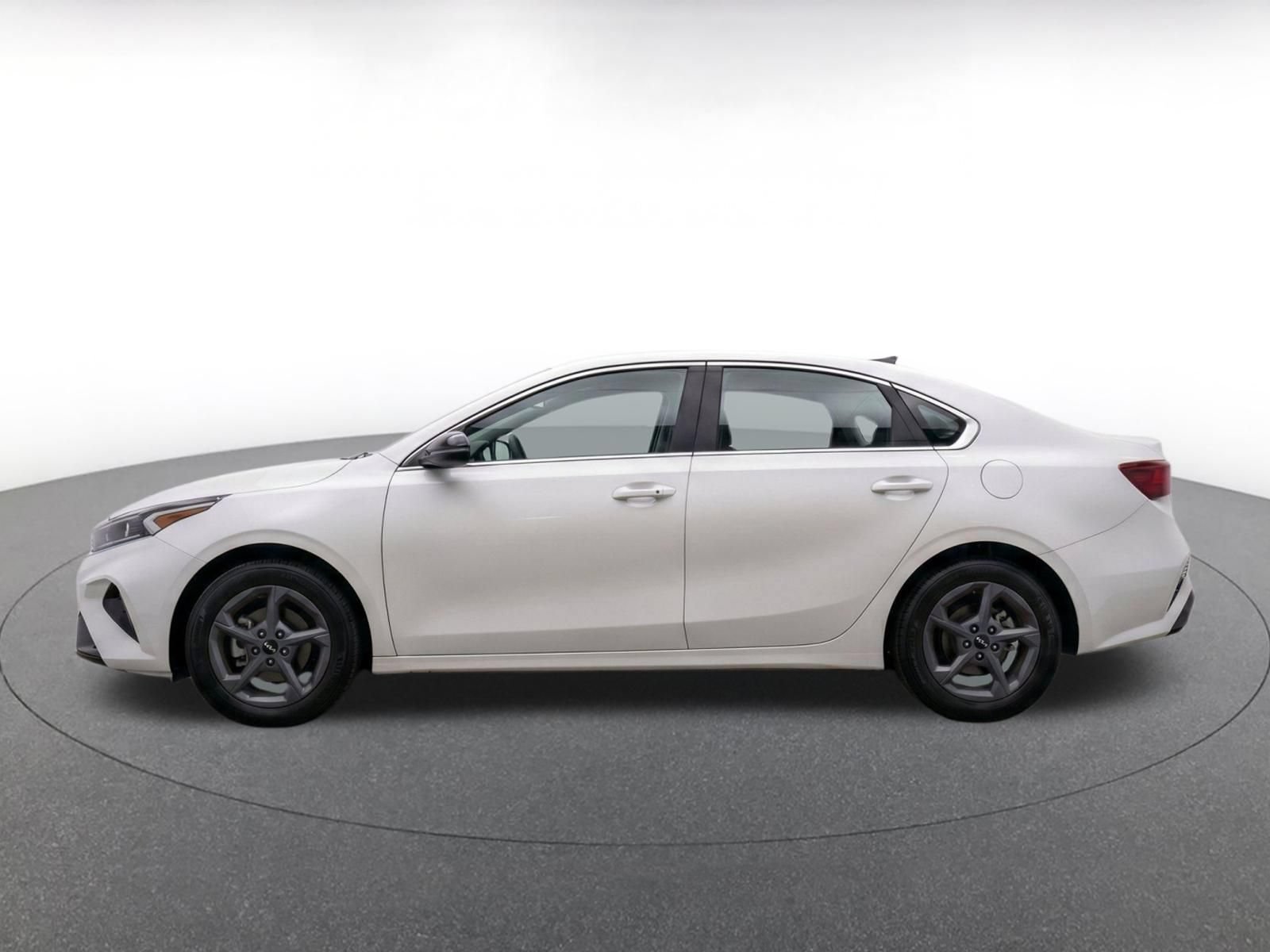 Used 2025 Kia K4 FWD image 4