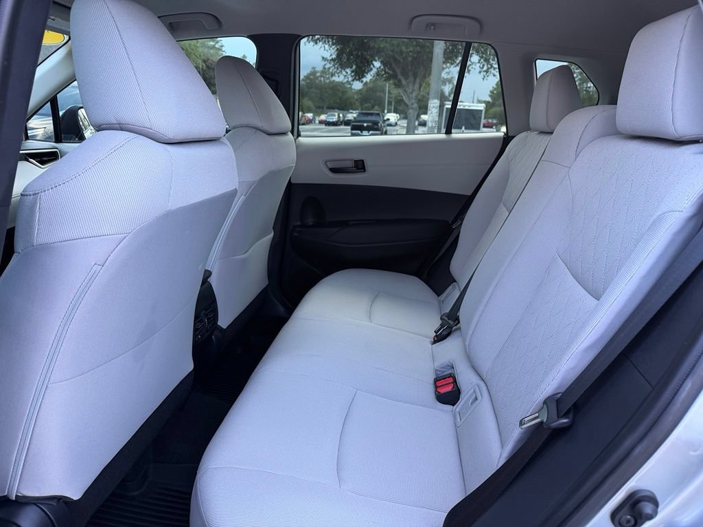Used 2023 Toyota Corolla Cross L FWD image 16