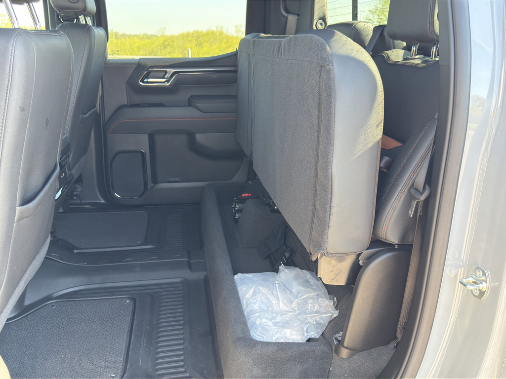 Used 2025 GMC Sierra 1500 AT4 w/ AT4 Premium Package AWD/4WD image 40