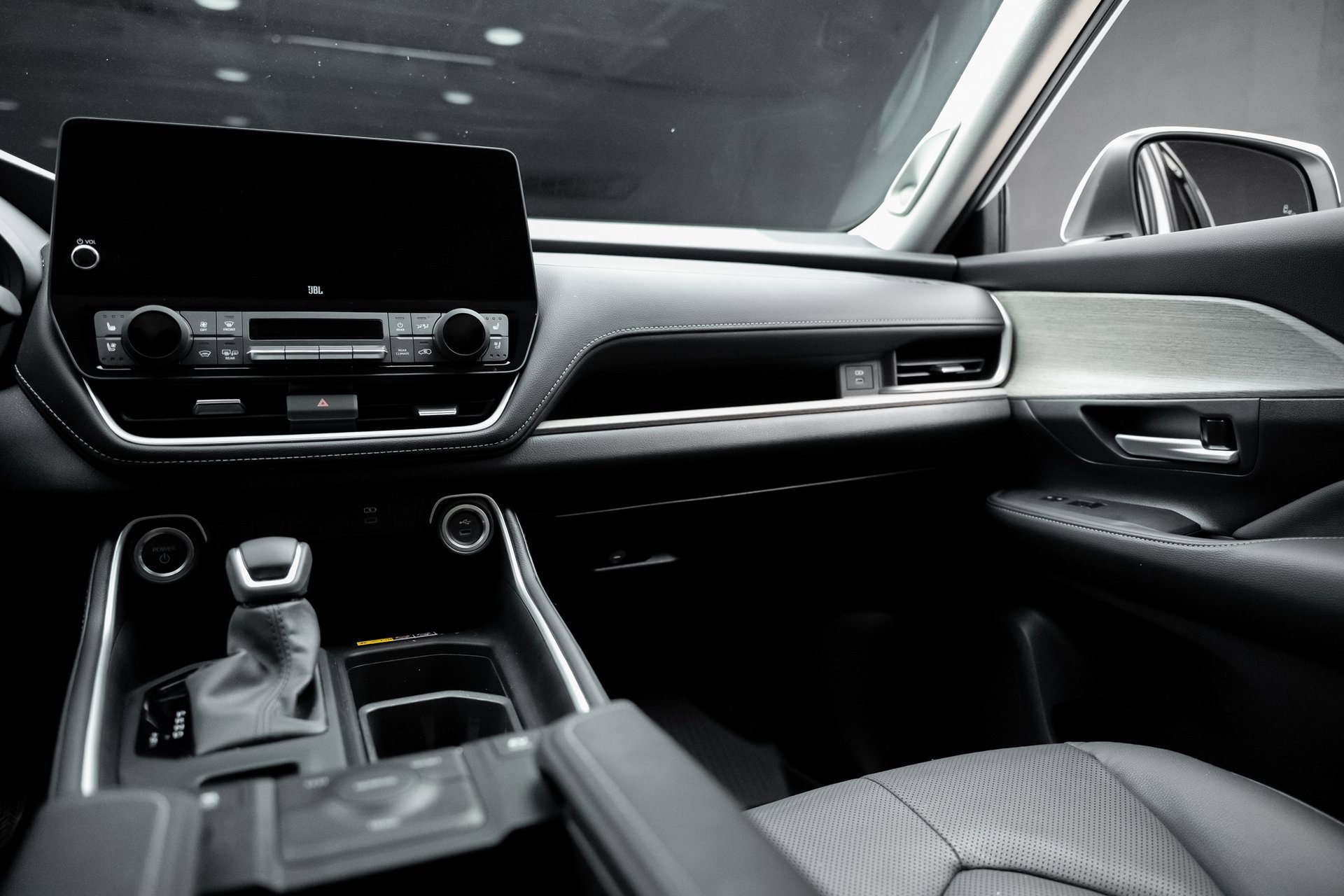 Used 2024 Toyota Grand Highlander XLE image 41