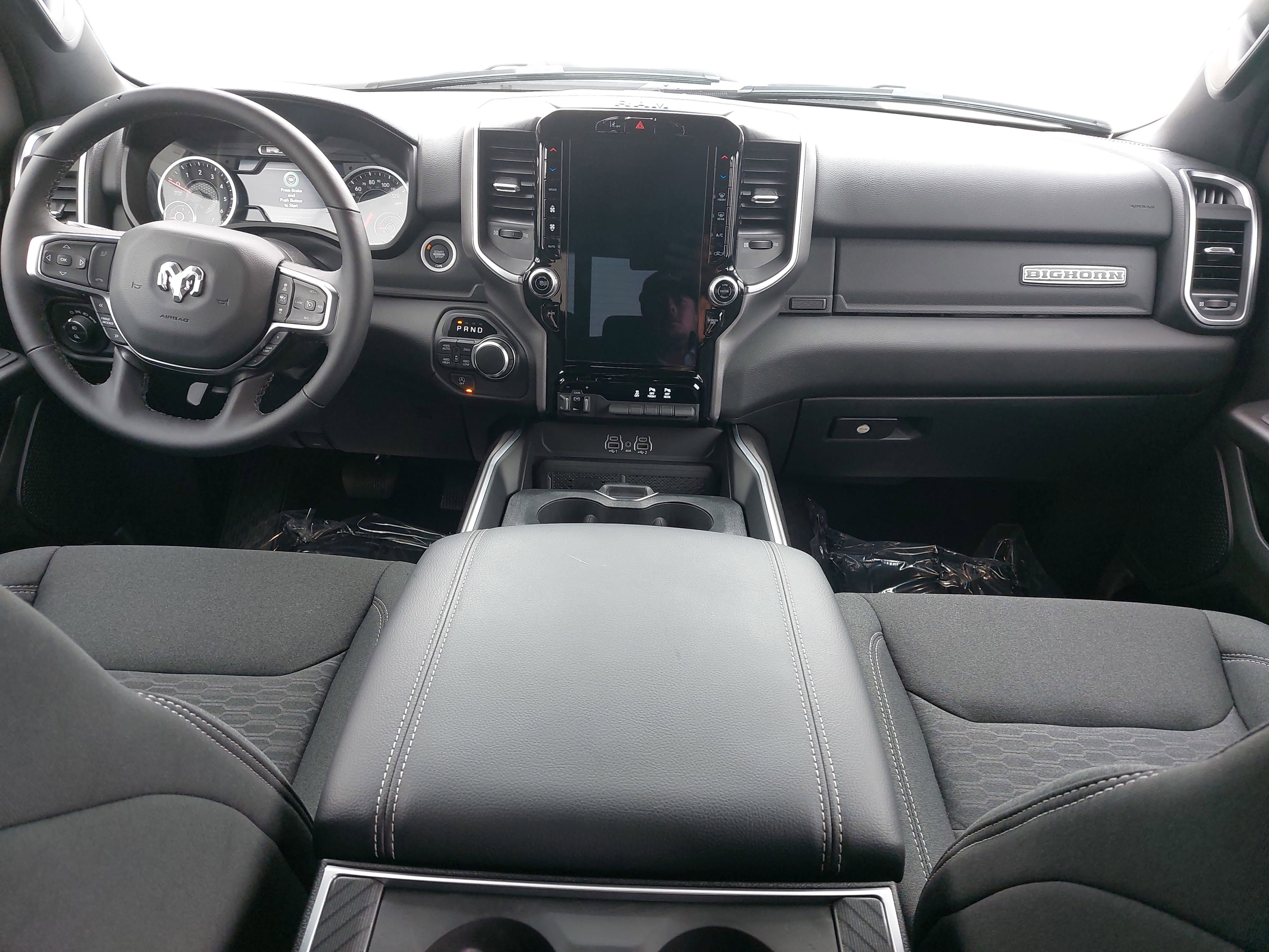 Used 2025 RAM 1500 Big Horn AWD/4WD image 9