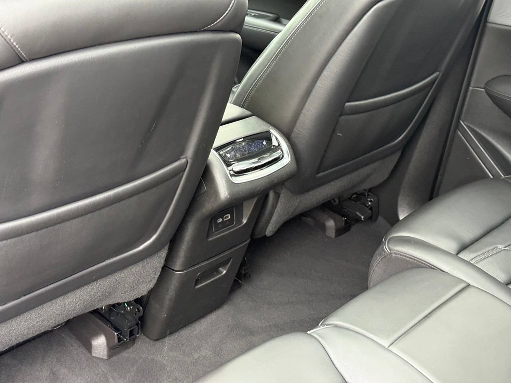 Used 2021 Cadillac XT6 Premium Luxury w/ Platinum Package AWD/4WD image 26