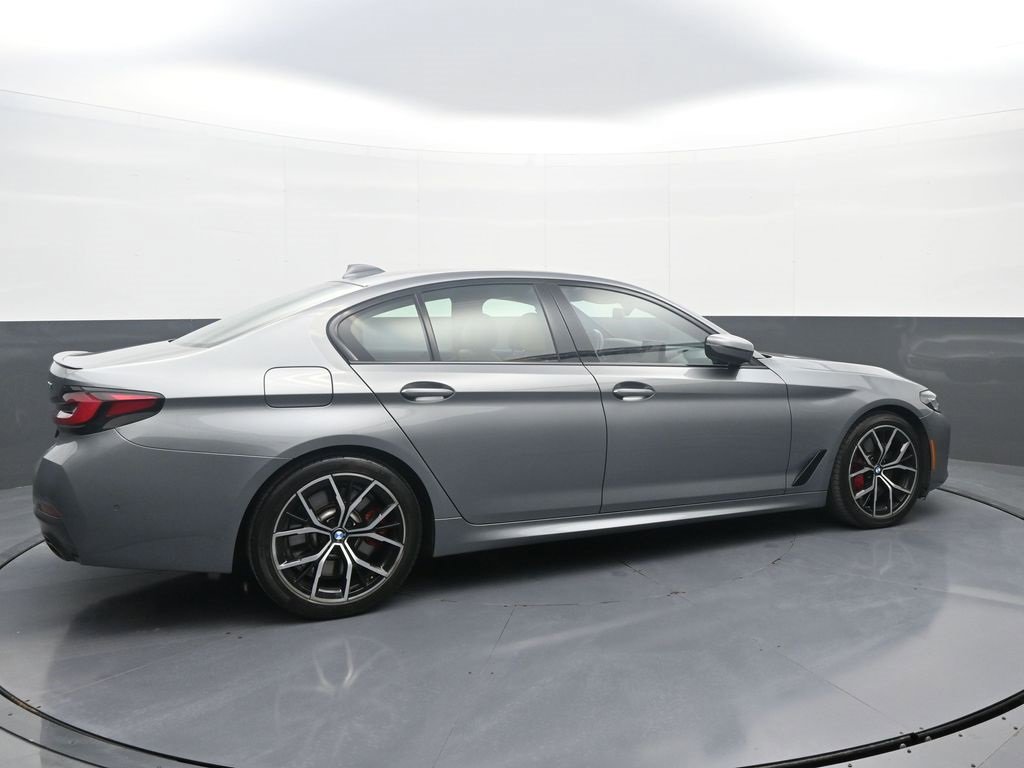 Used 2023 BMW 540i xDrive w/ M Sport Package image 8