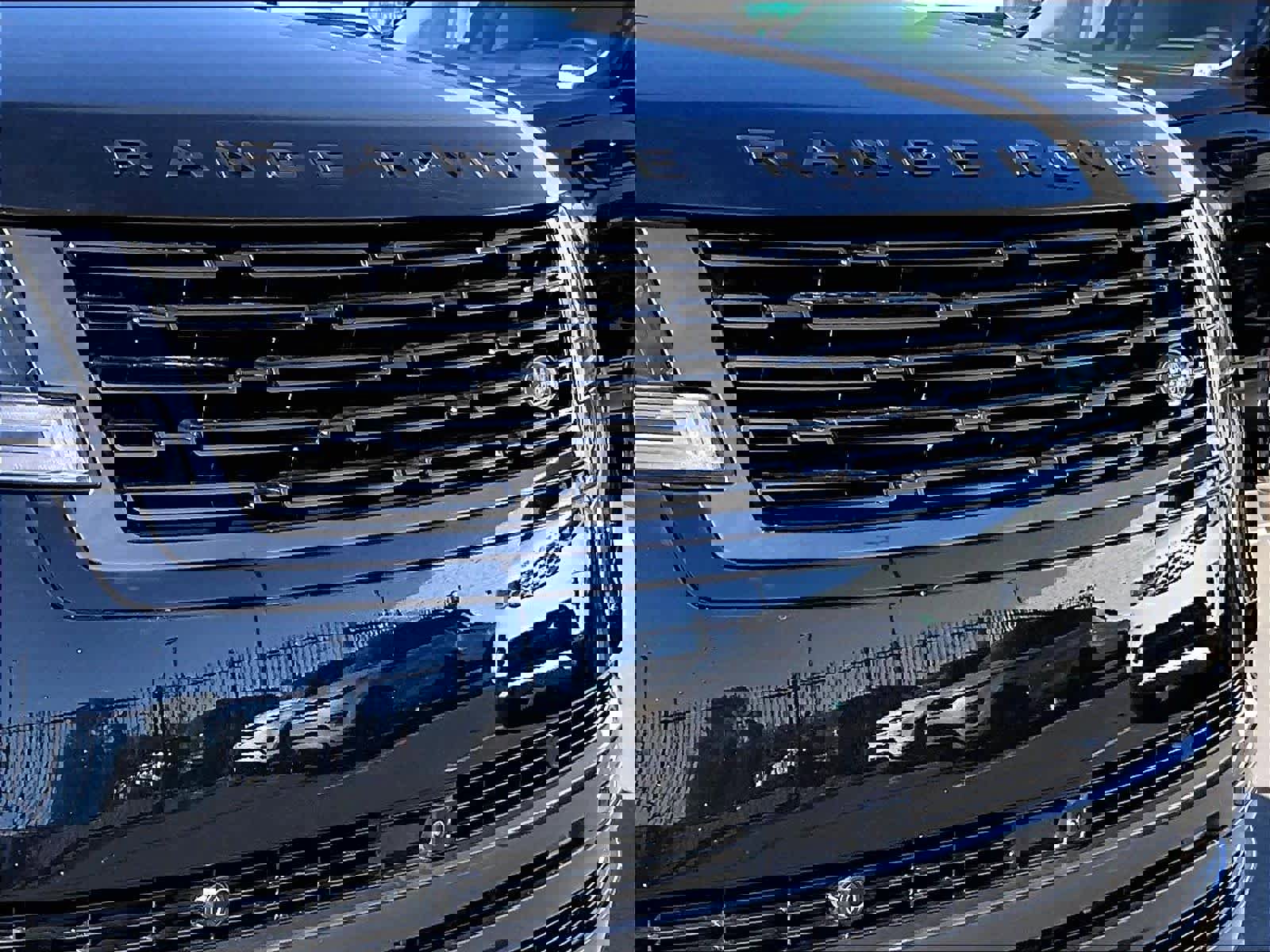 New 2026 Land Rover Range Rover SE image 34