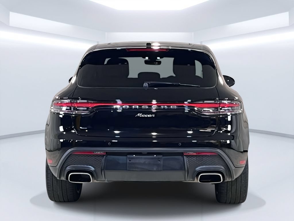Certified 2023 Porsche Macan AWD/4WD image 6