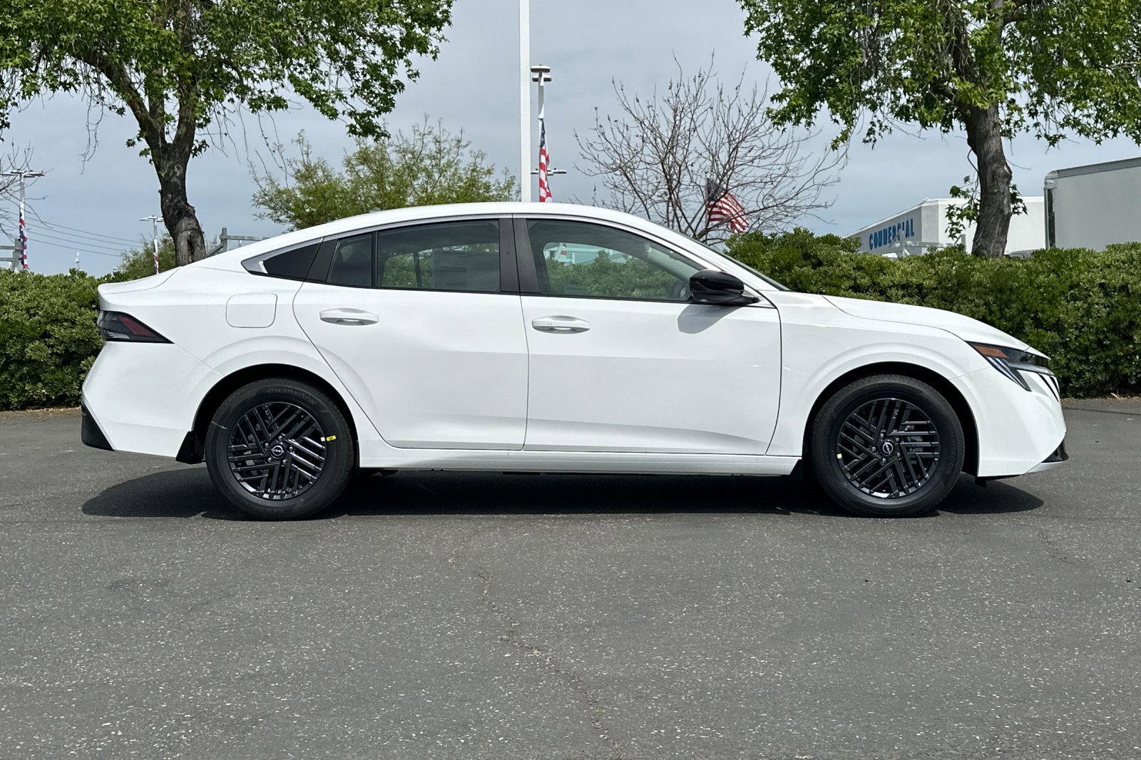 New 2026 Nissan Sentra SV w/ SV Convenience Package FWD image 3