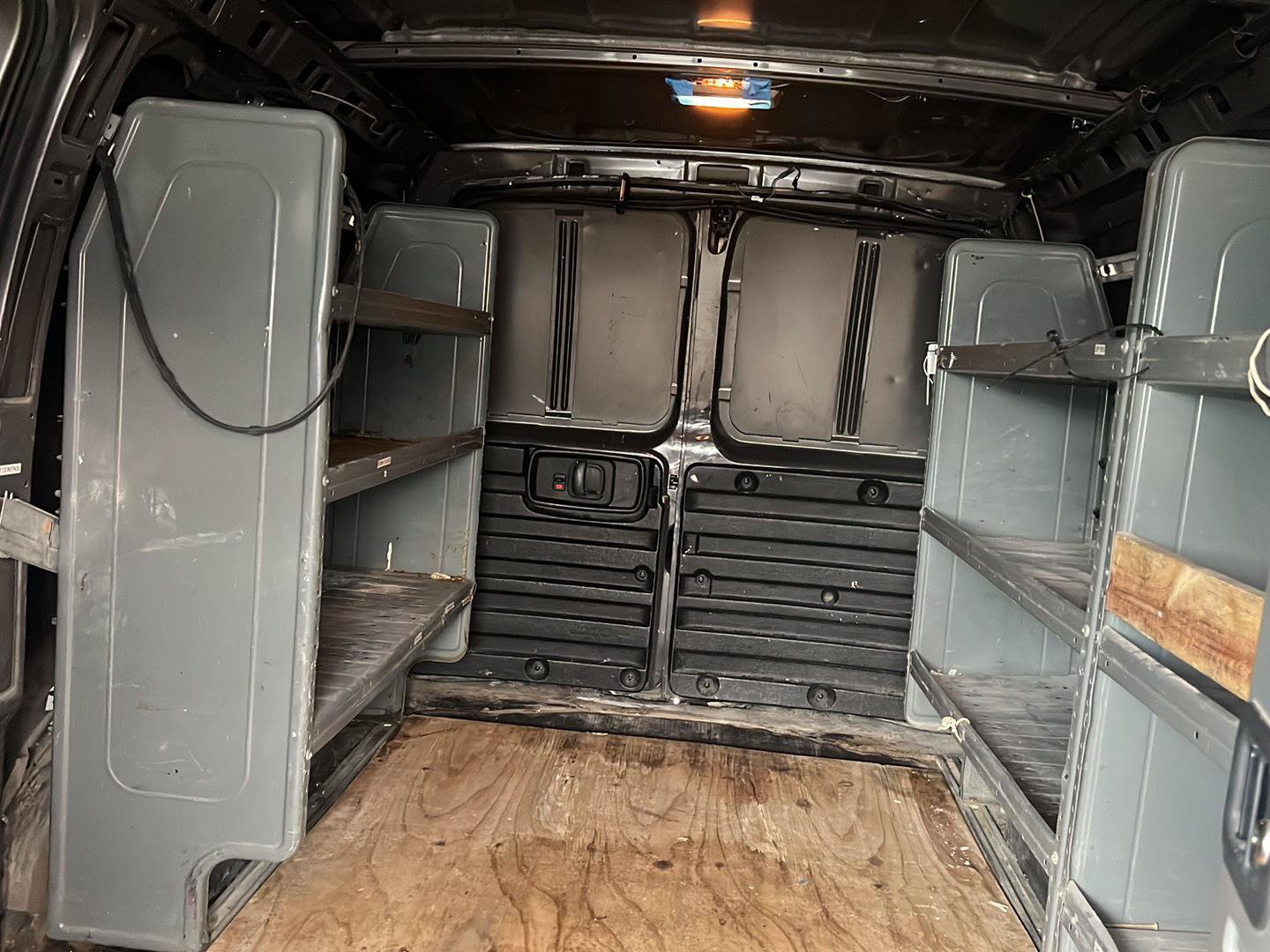 Used 2012 Chevrolet Express 1500 RWD image 45