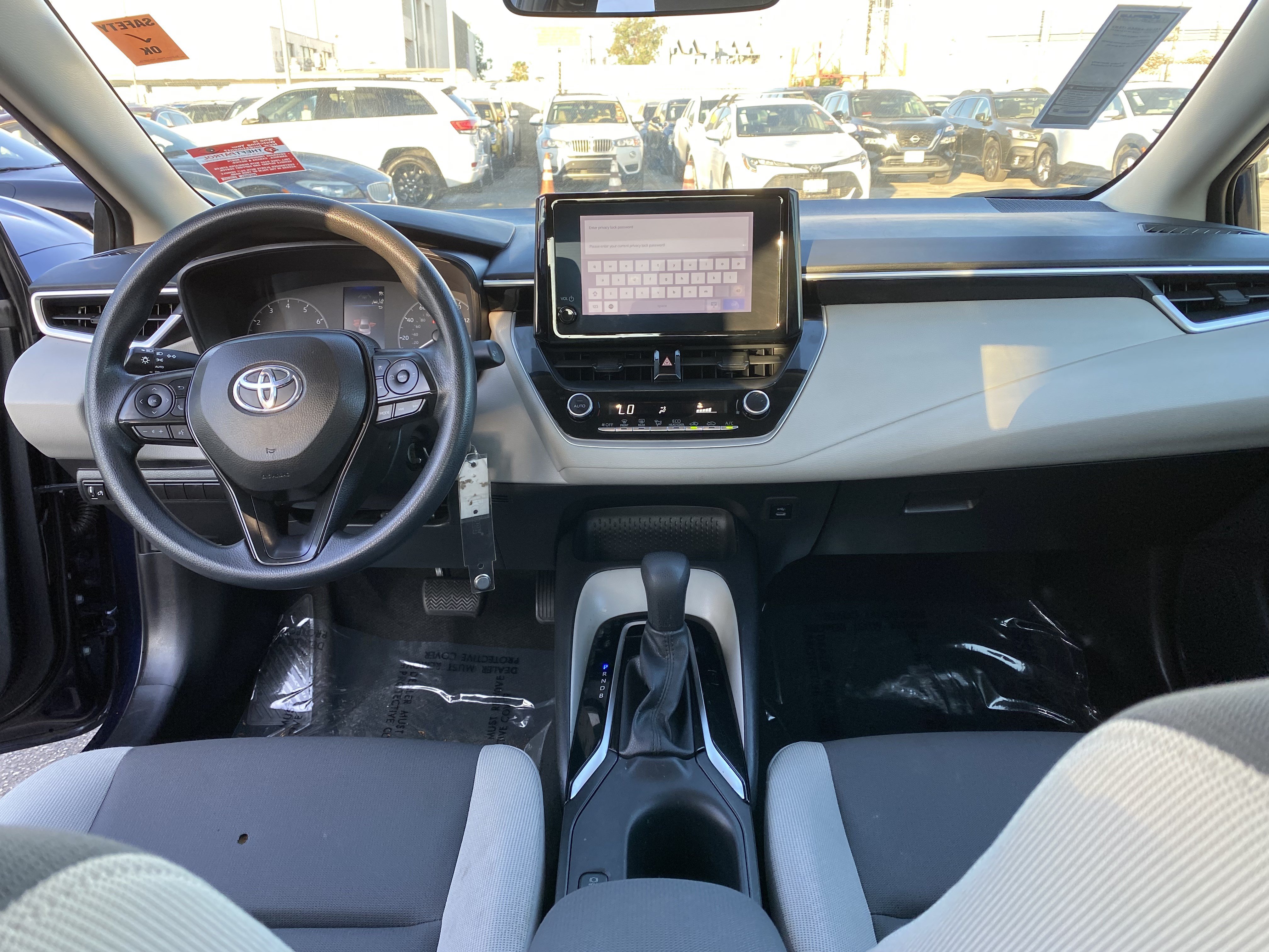 Used 2024 Toyota Corolla LE FWD image 19