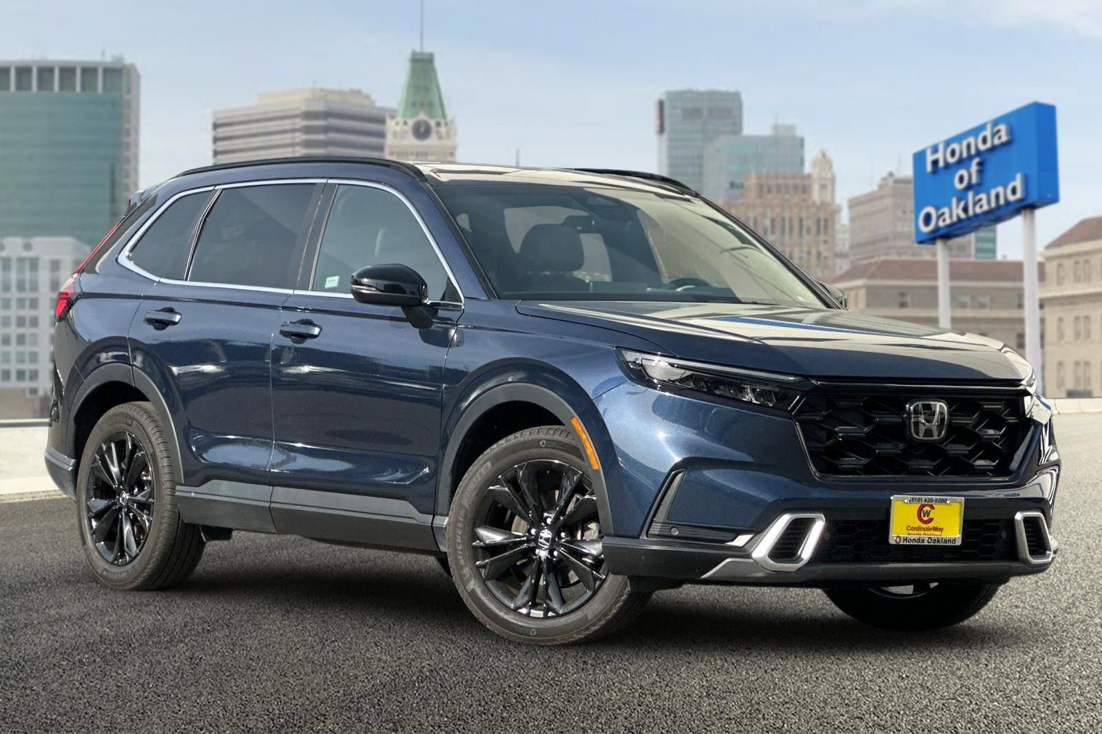 Used 2024 Honda CR-V Sport Touring image 2