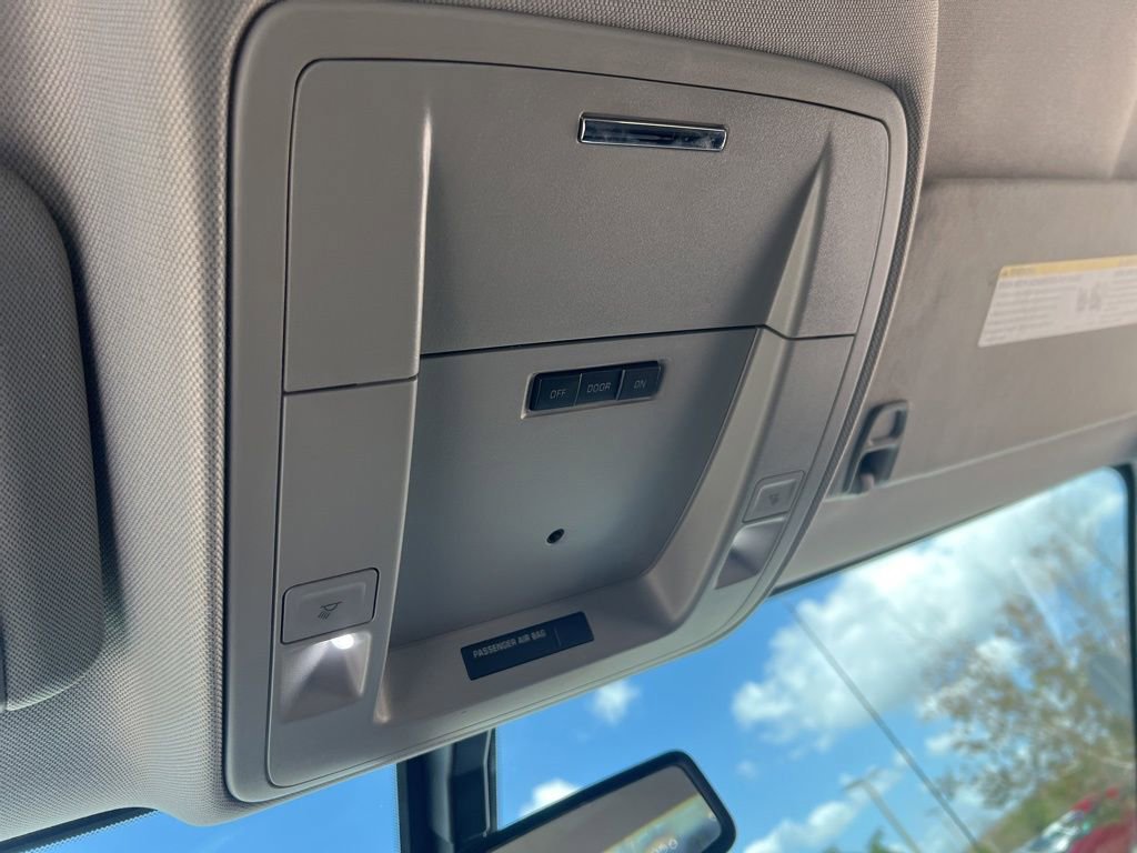 Used 2018 Chevrolet Silverado 1500 LT image 36