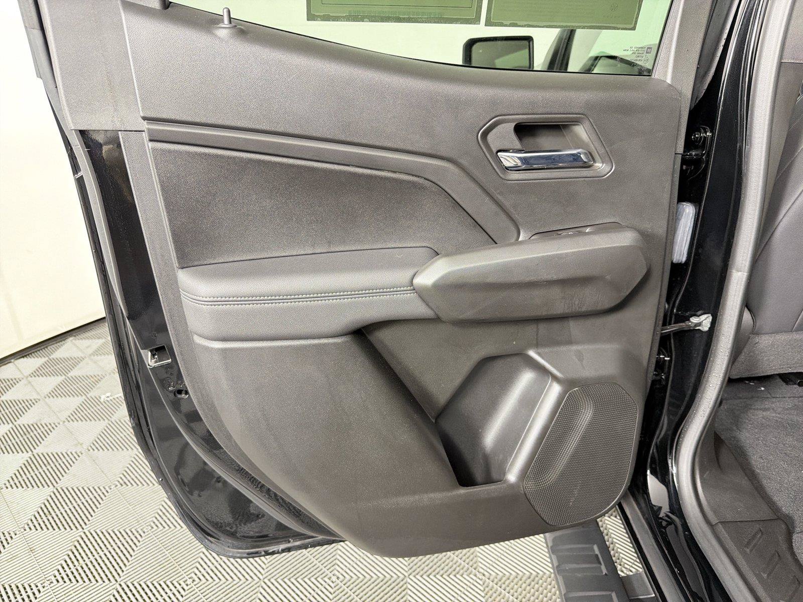 Certified 2024 Chevrolet Colorado LT w/ LT Convenience Package III RWD image 19