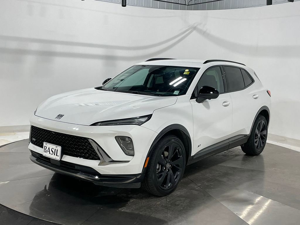 Used 2025 Buick Envision Sport Touring image 8