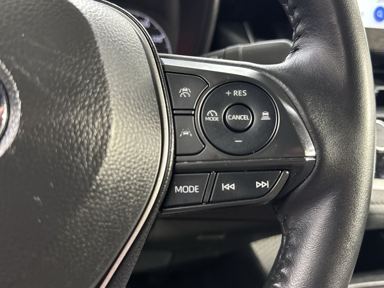 Used 2025 Toyota Corolla SE FWD image 44