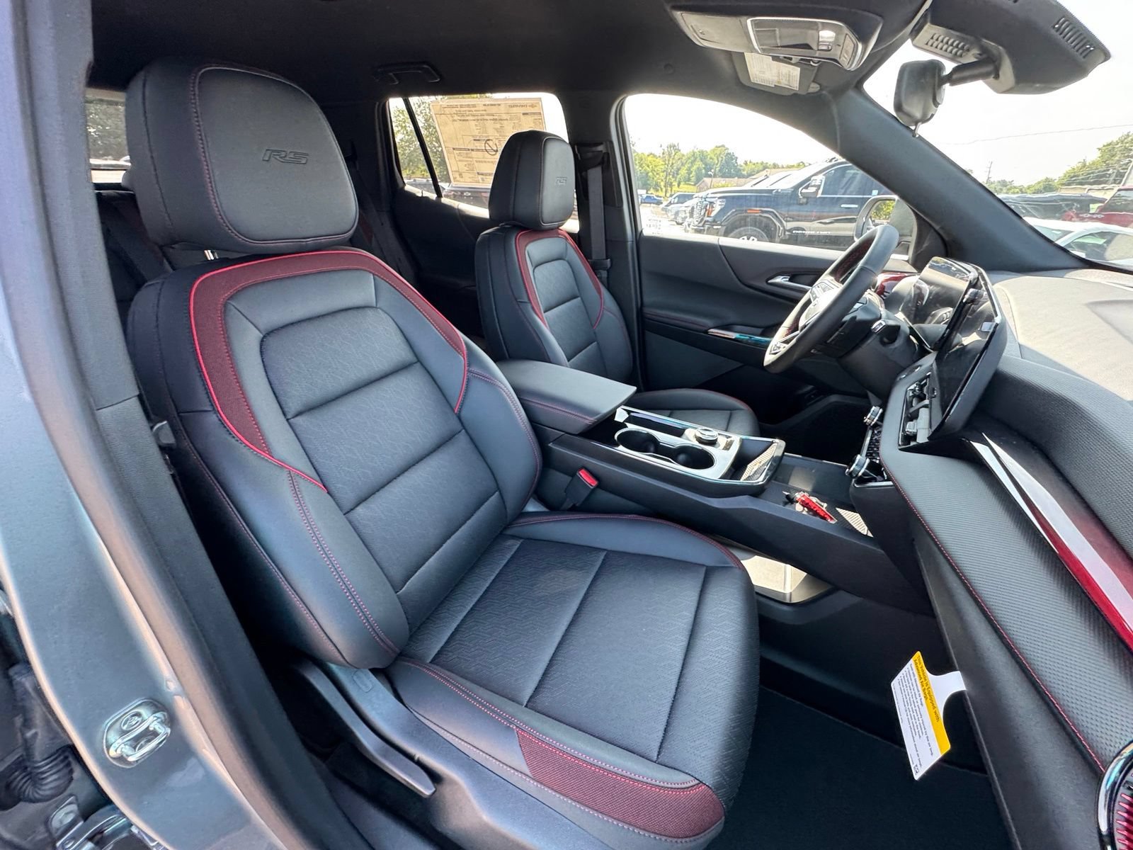 New 2027 Chevrolet Equinox RS AWD/4WD image 33