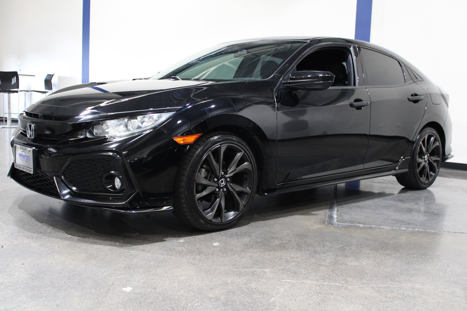 Used 2018 Honda Civic Sport image 6