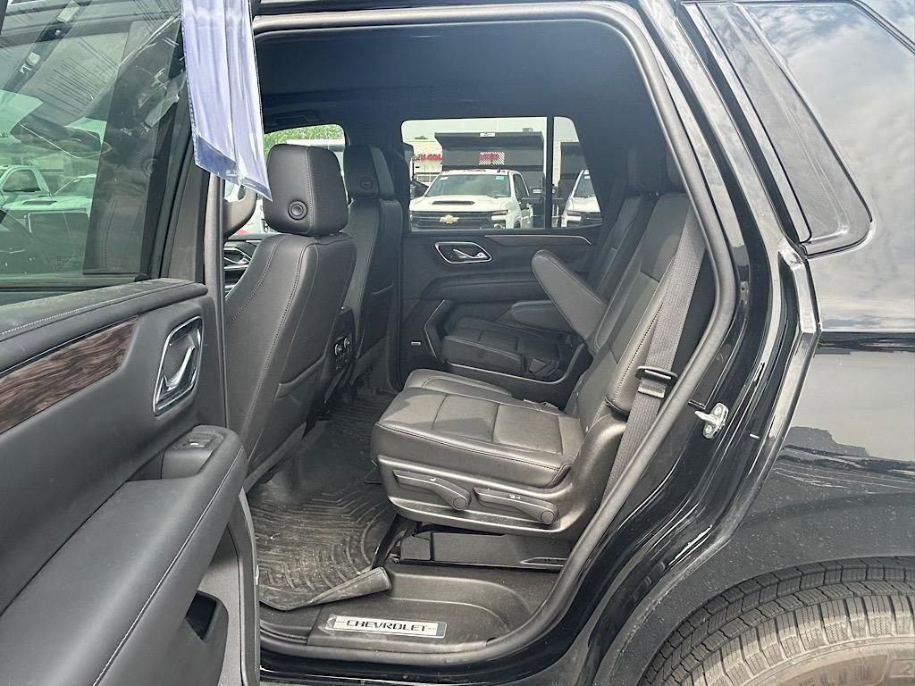 Used 2021 Chevrolet Tahoe Z71 w/ Z71 Signature Package image 22