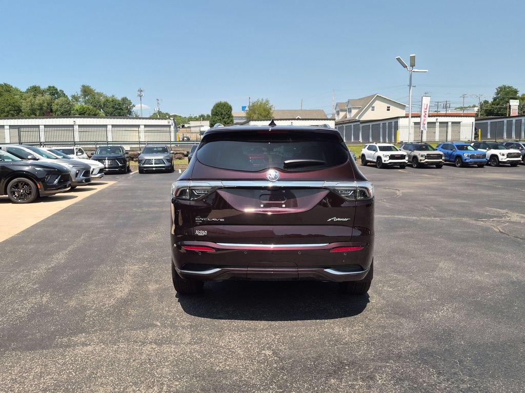 Used 2023 Buick Enclave Avenir w/ Avenir Technology Package AWD/4WD image 6