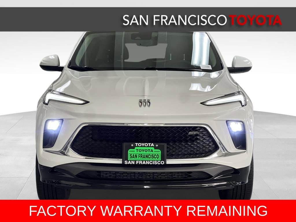 Used 2024 Buick Encore GX Sport Touring image 8