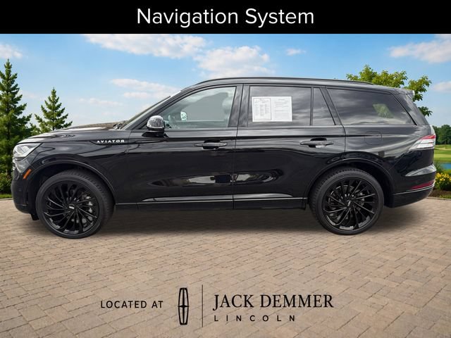 Used 2024 Lincoln Aviator Reserve w/ Jet Package AWD/4WD image 4