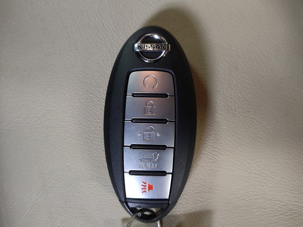 Used 2017 Nissan Armada SL image 32