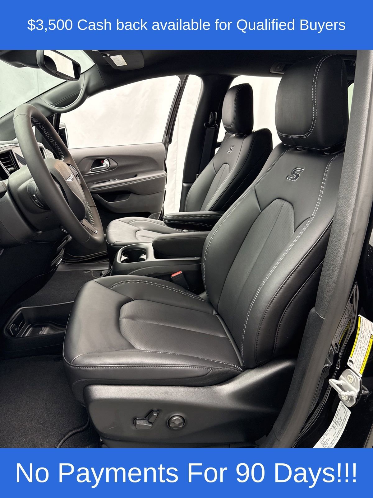 New 2026 Chrysler Pacifica Select w/ S Appearance Package image 9