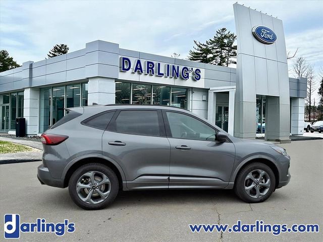 Used 2023 Ford Escape ST-Line image 4