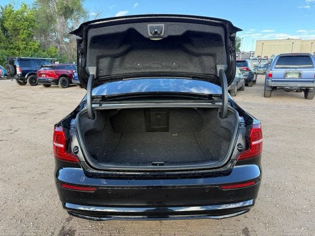 Used 2024 Volvo S60 B5 Plus AWD/4WD image 16