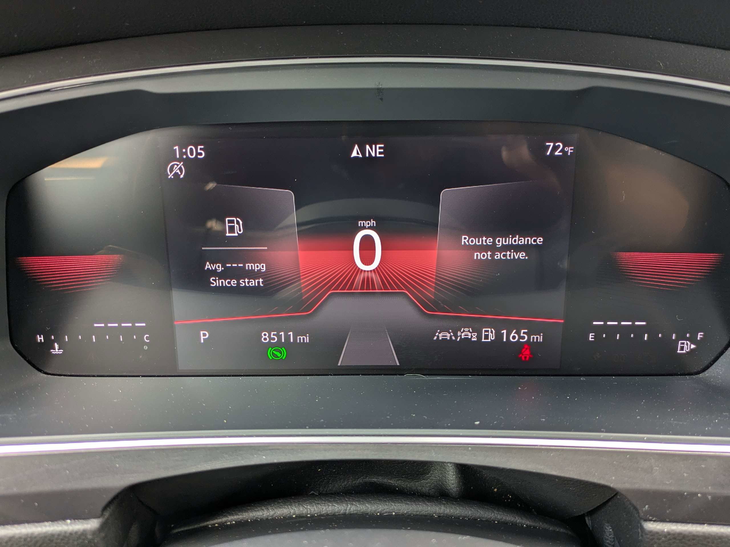 Used 2024 Volkswagen Tiguan SE R-Line image 27