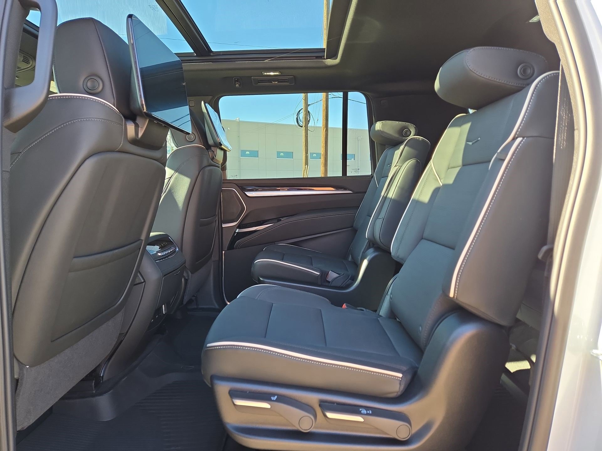 New 2026 Cadillac Escalade ESV Luxury w/ Touring Package image 13