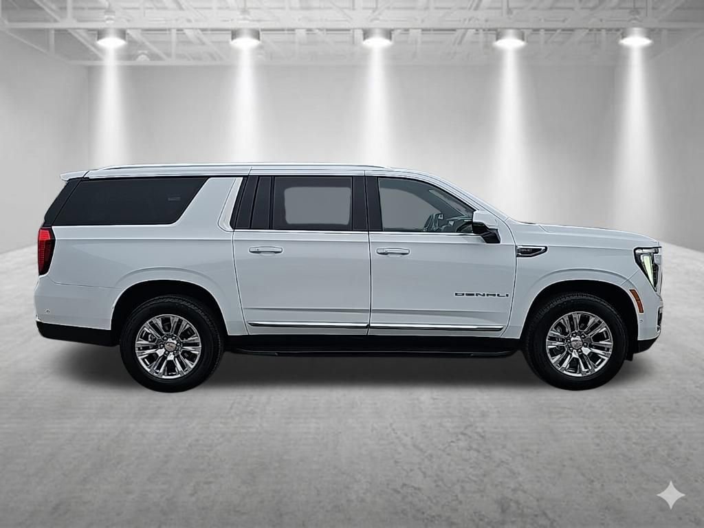 Certified 2025 GMC Yukon XL Denali image 2