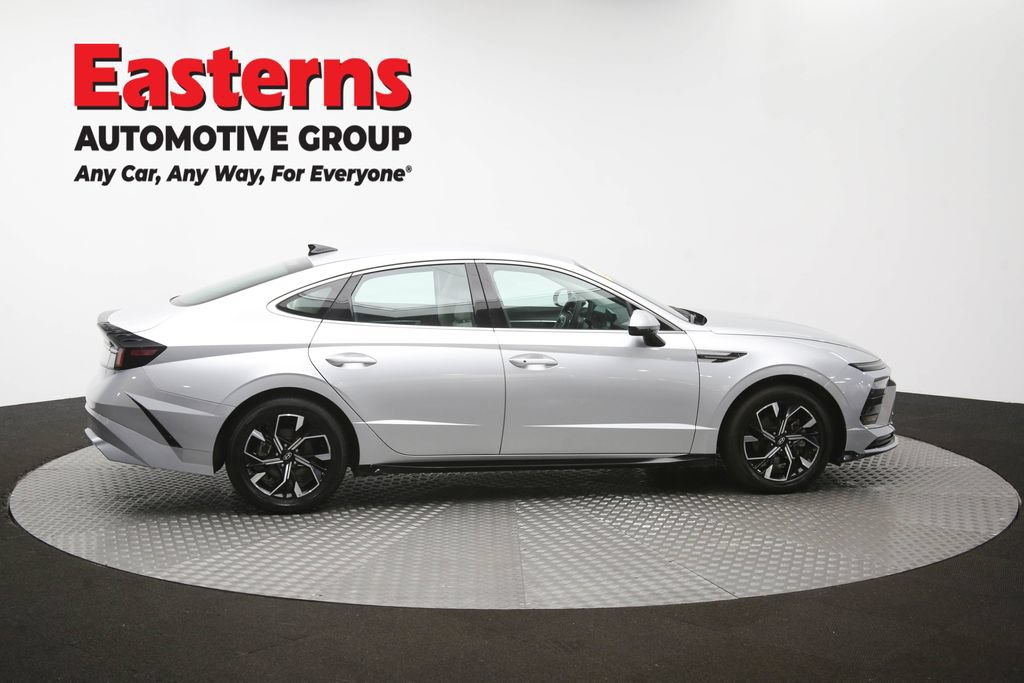Used 2025 Hyundai Sonata SEL FWD image 44