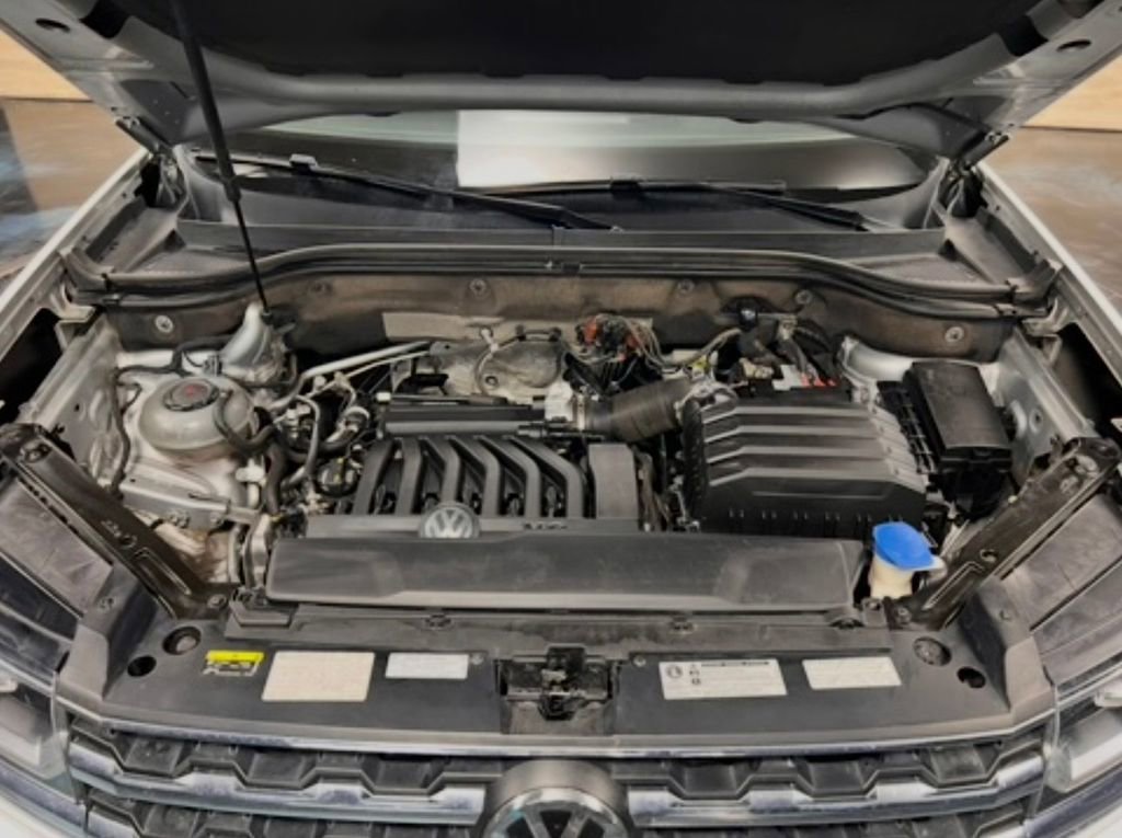 Used 2018 Volkswagen Atlas SEL AWD/4WD image 15