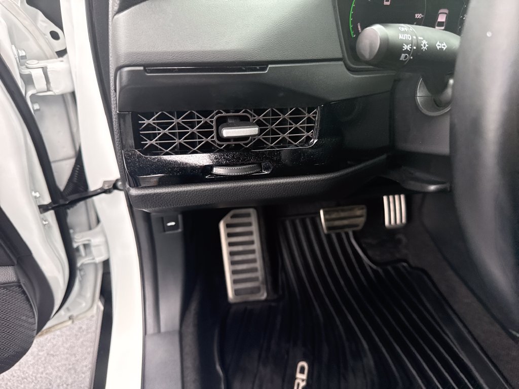 Used 2024 Honda Accord Sport image 15